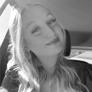 Meet your Posher, Maddy